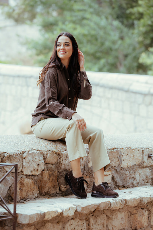 ZAPATO TOSCANA MARRÓN D'TORRES® DE PIEL SERRAJE Y HORMA ANCHA, CÓMODO PARA PIES DELICADOS