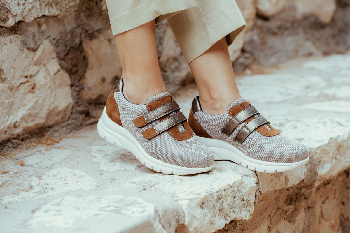 ISI TAUPE D'TORRES®, ZAPATO TIPO DEPORTIVO ANATÓMICO PARA MUJER, DISEÑADO PARA PIES DELICADOS, HORMA AMPLIA H.