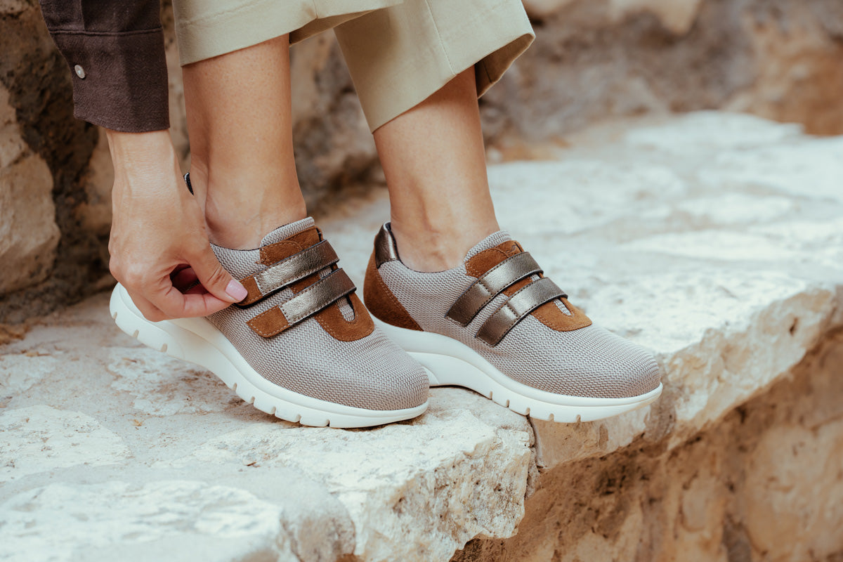ISI TAUPE D'TORRES®, ZAPATO TIPO DEPORTIVO ANATÓMICO PARA MUJER, DISEÑADO PARA PIES DELICADOS, HORMA AMPLIA H.