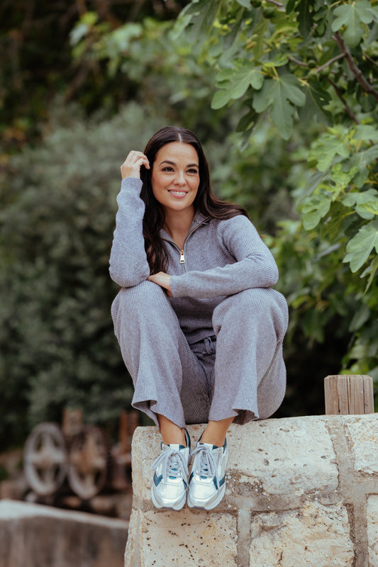 RIGA PLATA, D´Torres, ZAPATILLA DEPORTIVA URBANA DE MUJER, MUY CÓMODA CON HORMA AMPLIA PARA ADAPTAR PLANTILLAS.