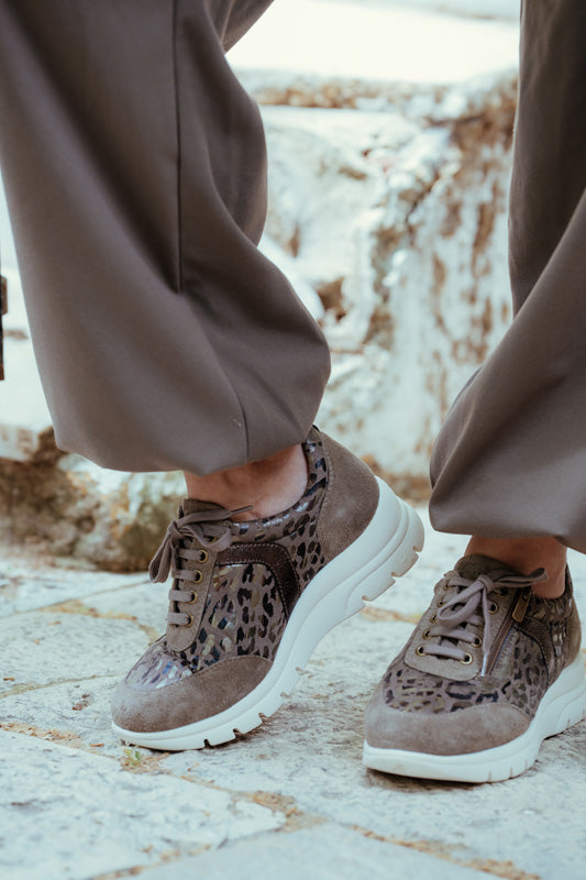 JUDITH TAUPE D'TORRES®, ZAPATO ANATÓMICO DE MUJER , DISEÑADO PARA PIES DELICADOS, HORMA AMPLIA H.