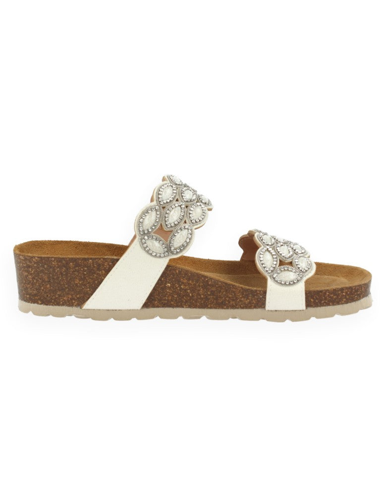 AURA WHITE SANDAL - D'Torres®, COMFORTABLE AND ELEGANT WITH ANATOMICALLY PADDED SOLE