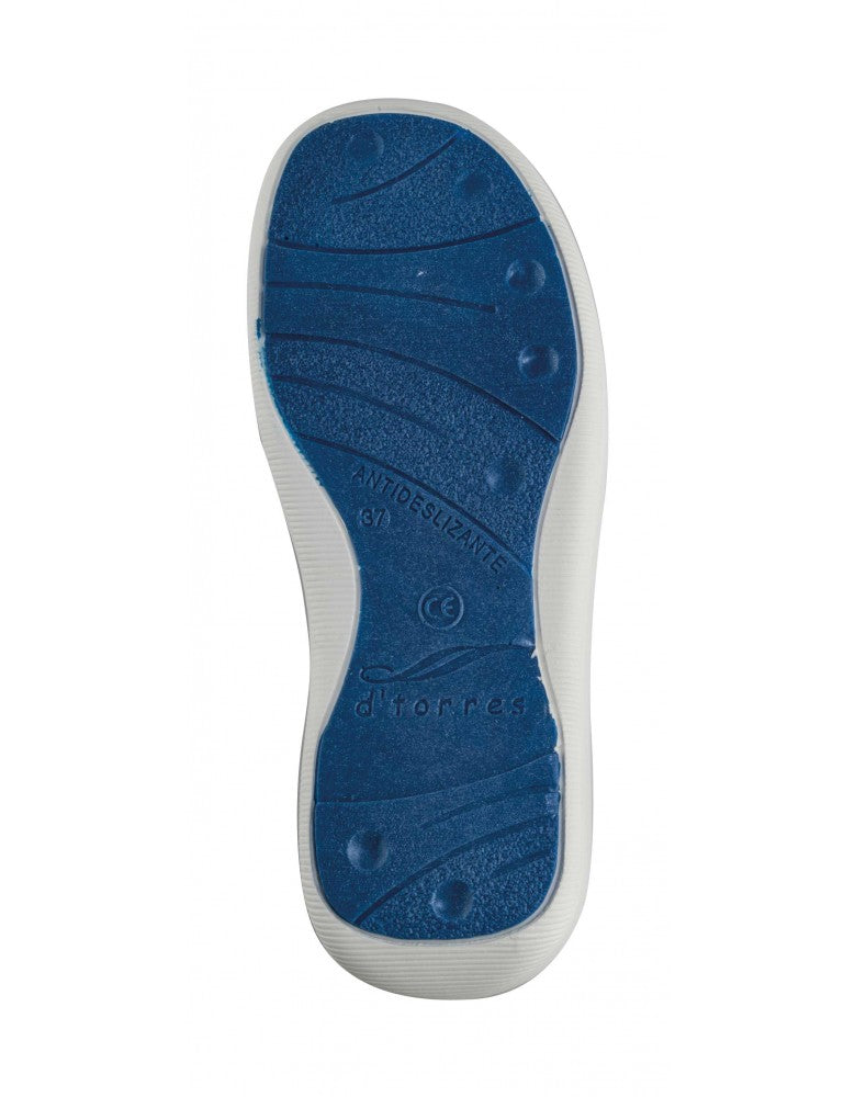 ZUECOS SANITARIOS MUJER,CON TIRA MASTER PLUS ICONOS SANITARIOS, DOBLE PLANTILLA D'Torres - D'Torres® - Oficial Shop